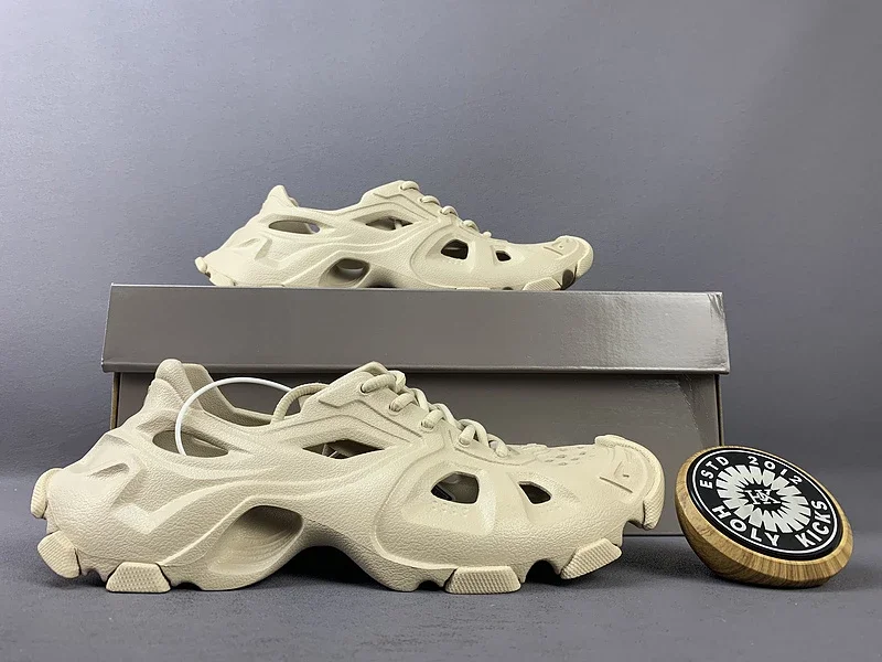 Balenciaga Foam