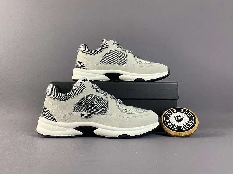 Chanel CC Logo Chunky Sneakers Black and White - 11