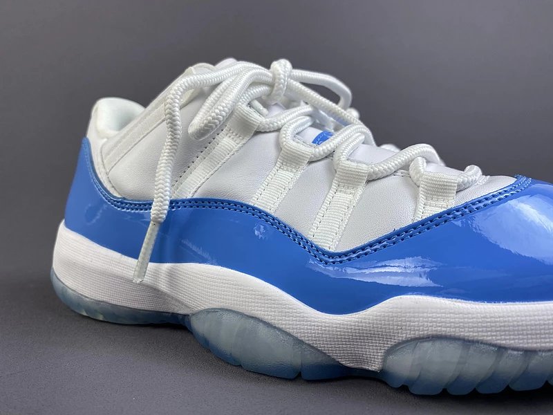 Air Jordan 11 Retro Concord White/Black Sneakers - 12