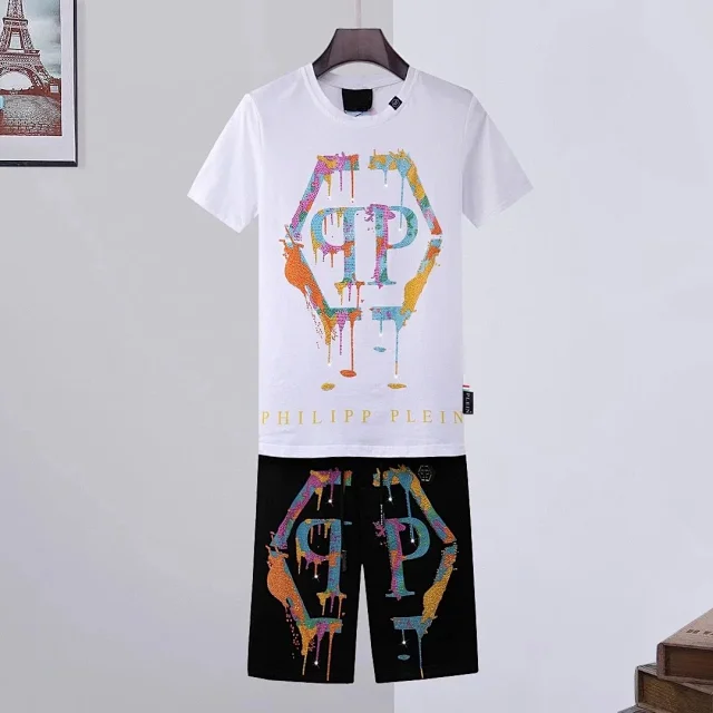 Philipp Plein Matching Sets Graphic T-Shirt and Shorts Set product detail image 15