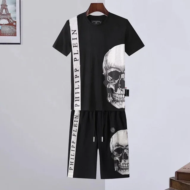 Philipp Plein Matching Sets Graphic T-Shirt and Shorts Set product detail image 10