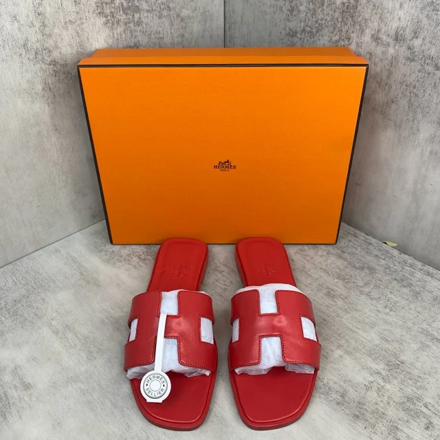 Hermès Slippers Oran H-cut slide sandals product detail image 12