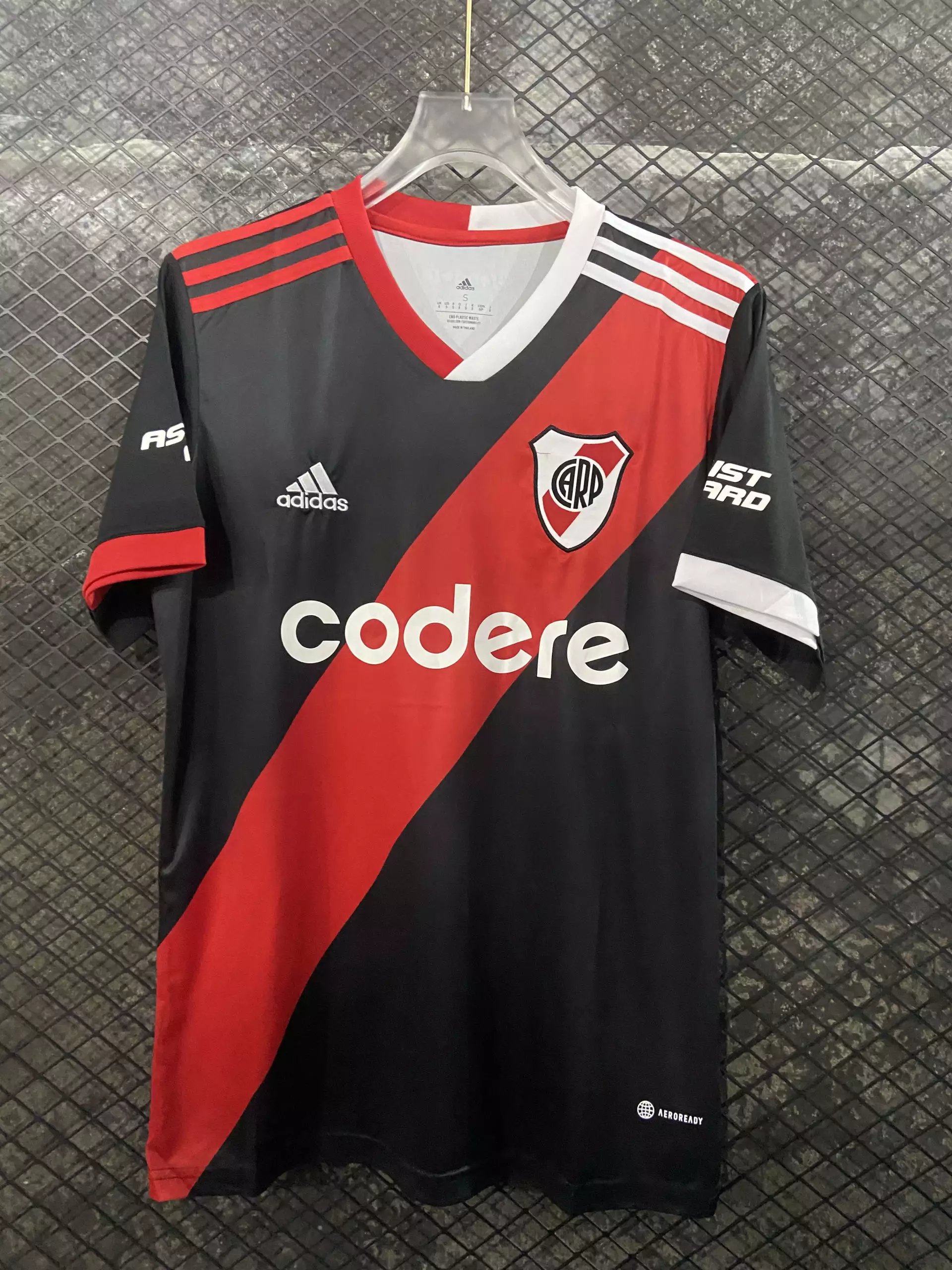 Adidas x Manchester United Love Unites Black Jersey - 17