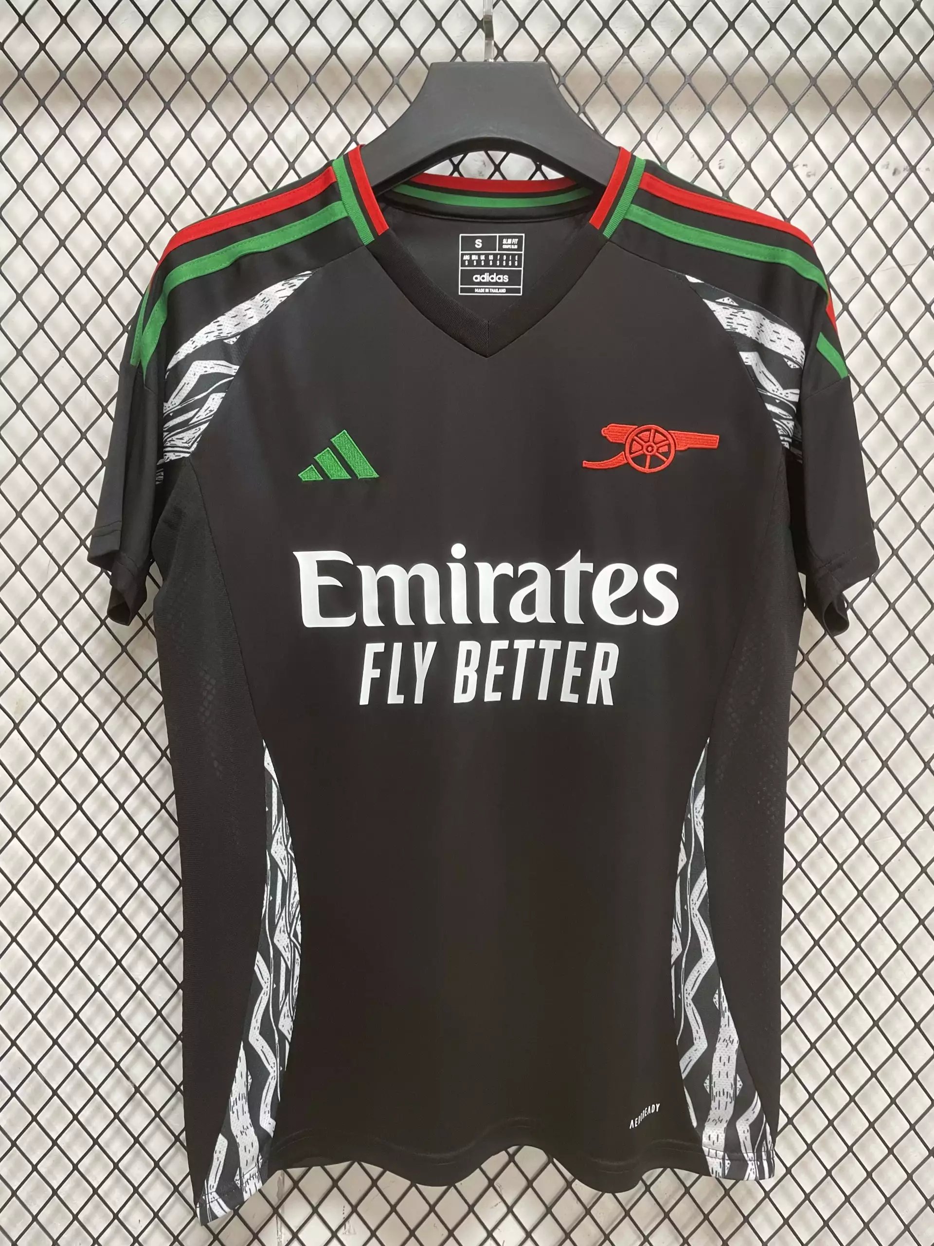 Adidas x Manchester United Love Unites Black Jersey - 14