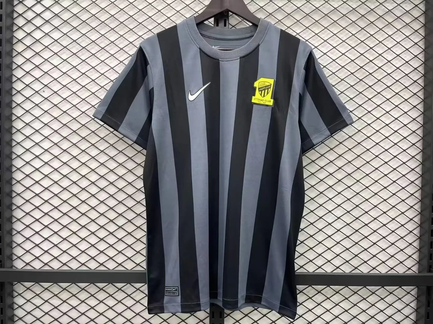 Design Al Nassr FC 2022-2023 Third Jersey Navy Blue Jersey - 9