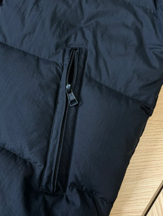 Moncler Down Jackets Stand-Collar Quilted Puffer Jacket product detail image 10