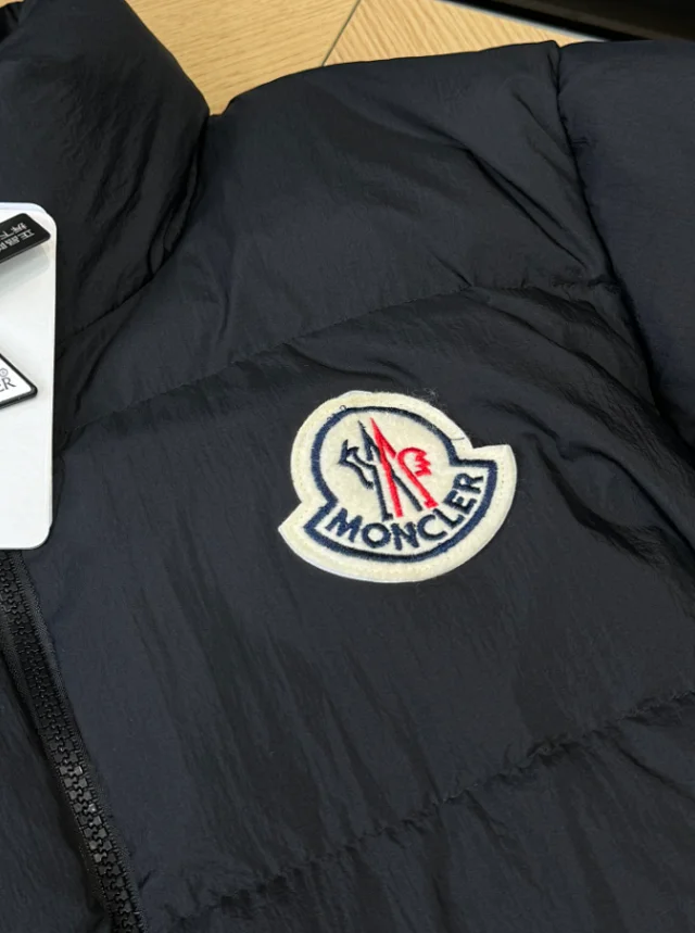 Moncler Down Jackets Stand-Collar Quilted Puffer Jacket product detail image 9