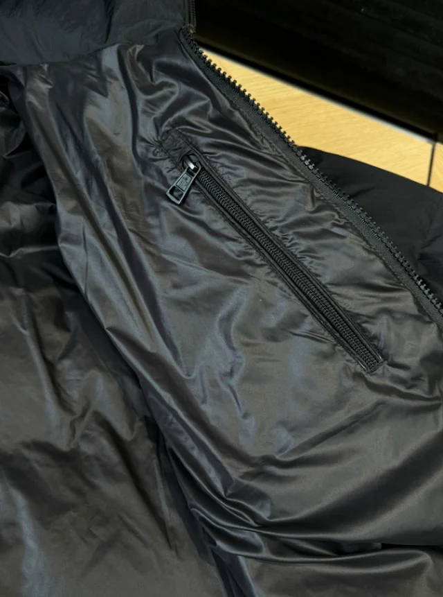 Moncler Down Jackets Stand-Collar Quilted Puffer Jacket product detail image 11