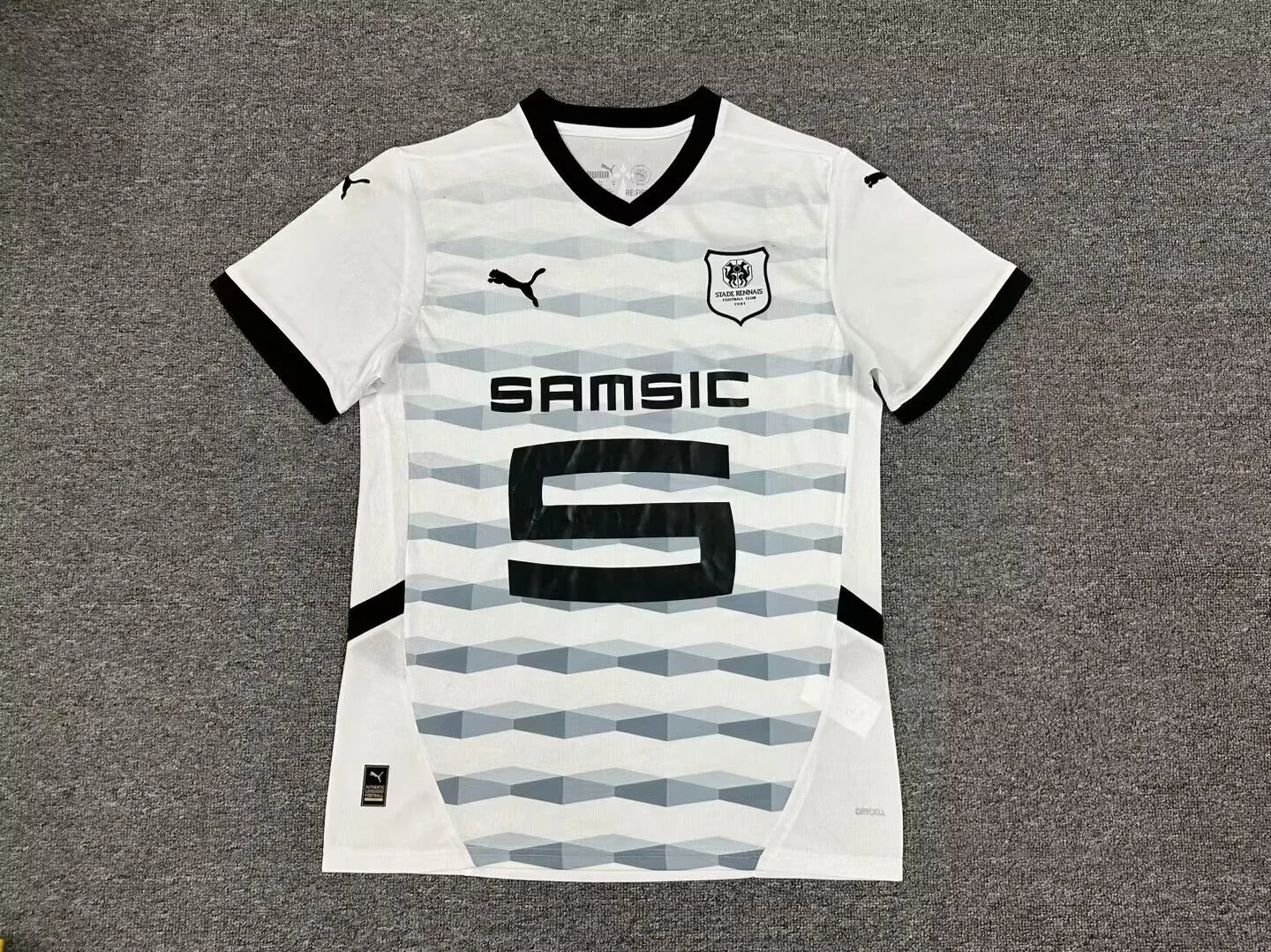 New Balance Football Jerseys Ligue 1 Club — 32