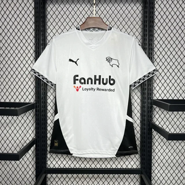 Puma Football Jerseys Short-sleeve with club and national team crests product detail image 11
