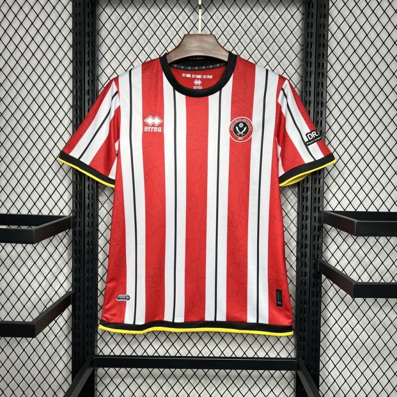 Puma Football Jerseys Short-sleeve with club and national team crests — 40