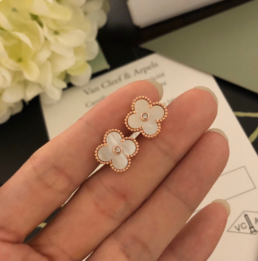 Van Cleef & Arpels Alhambra Four-Leaf Clover Turquoise Earrings - 7