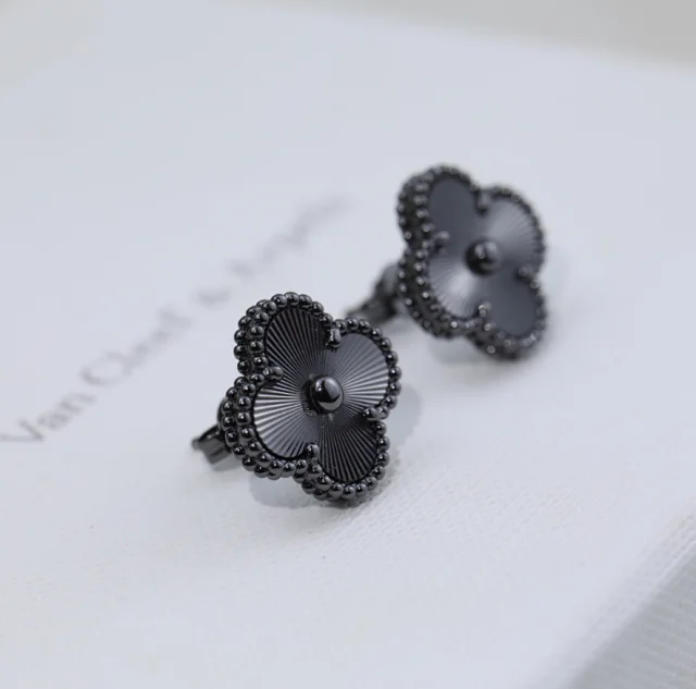 Van Cleef & Arpels Jewelry Four-Leaf Clover Stud Earrings product detail image 13