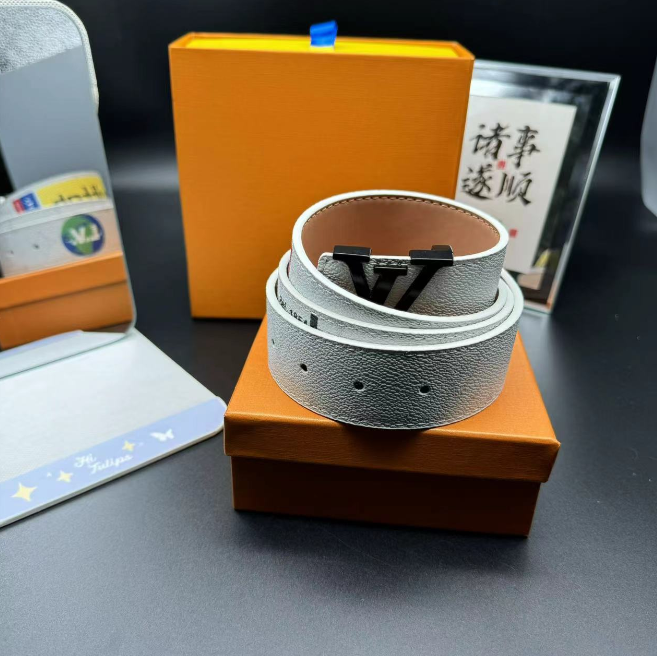 Pu Bai Black Button