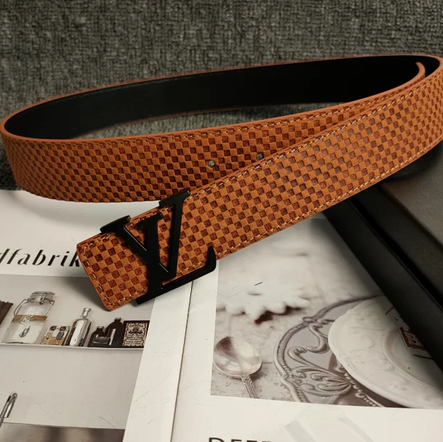 Louis Vuitton Belts Checkerboard belt with LV initial buckle product detail image 5