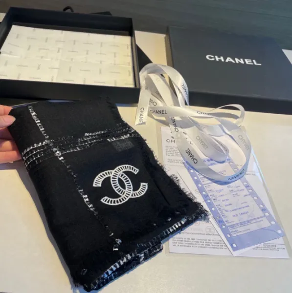 Chanel Tweed Plaid Scarf Black and White Cashmere-Silk Scarf - 3