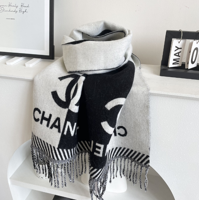 Louis Vuitton Damier Petit Malle Scarf Black Navy