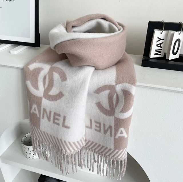 CHANEL Scarves Logo Knit Fringed Scarf product detail image 11