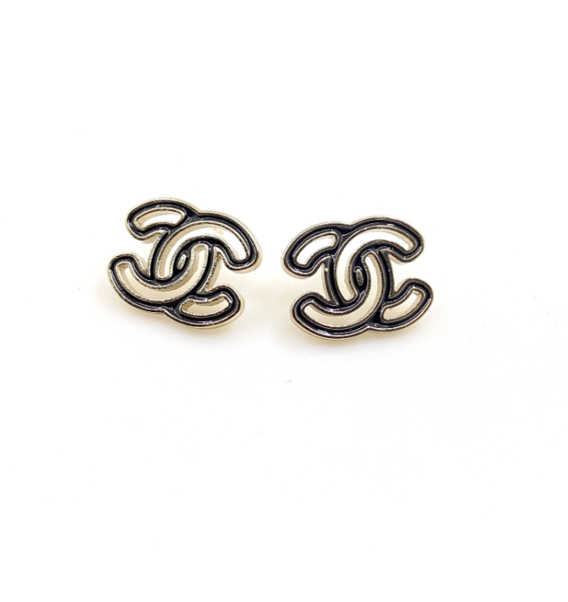 CHANEL Earrings: seller detail photo 4