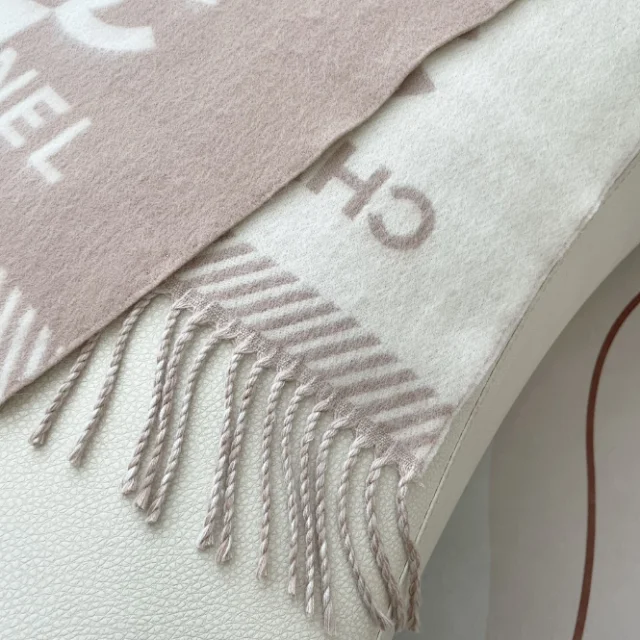 CHANEL Scarves Logo Knit Fringed Scarf product detail image 17