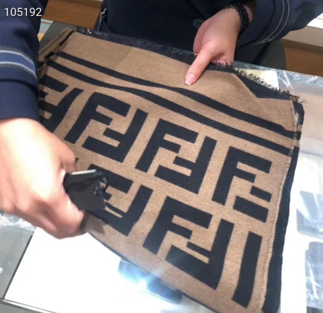 CHANEL Scarves Logo Knit Fringed Scarf product detail image 15