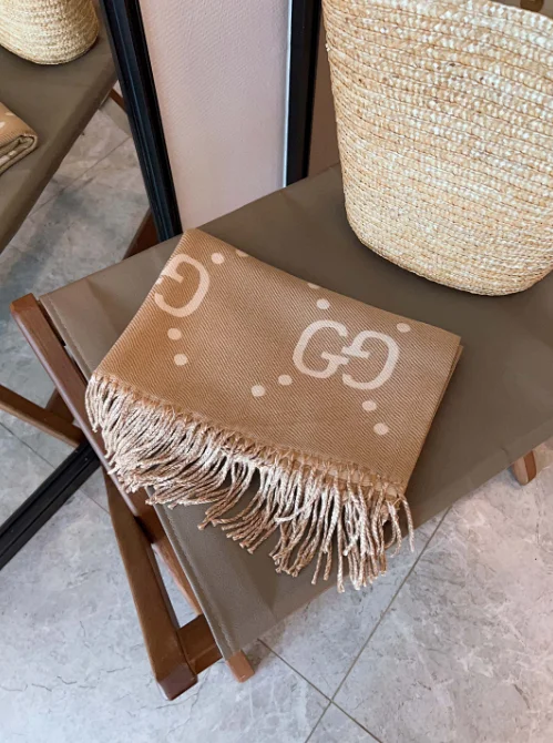 CHANEL Scarves Logo Knit Fringed Scarf product detail image 16