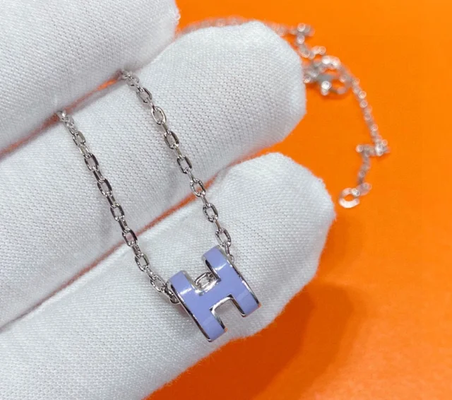 Hermès Jewelry H Pendant Necklace product detail image 4
