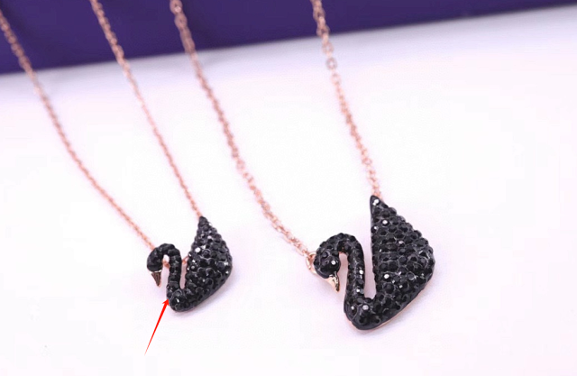 Swarovski Iconic Swan Necklace: seller detail photo 5