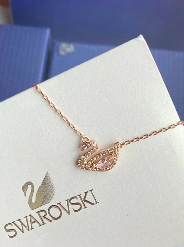 Swarovski Jewelry Swan Crystal Pendant Necklace product detail image 7