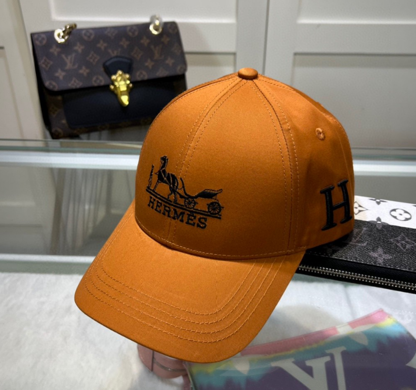 Hermès Logo Embroidered Black Baseball Cap - 9