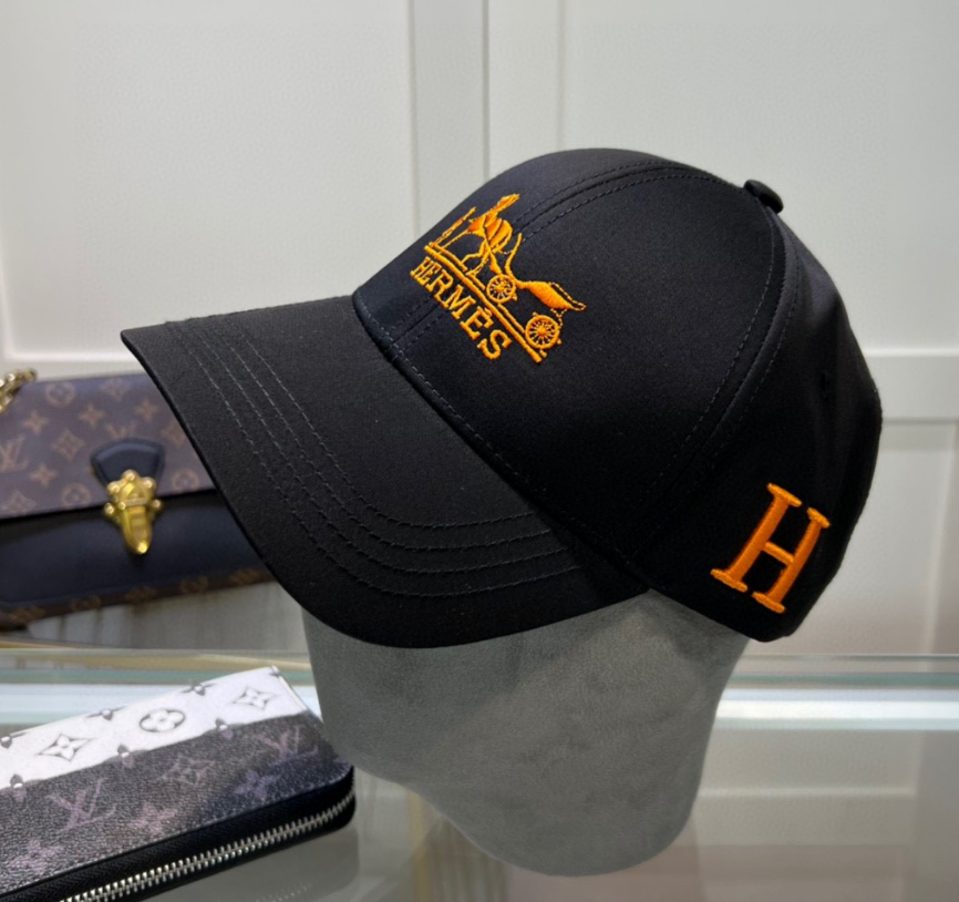 Hermès Logo Embroidered Black Baseball Cap - 10