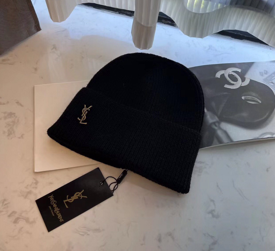 Saint Laurent Monogram Beanie Lavender Knit Hat - 10