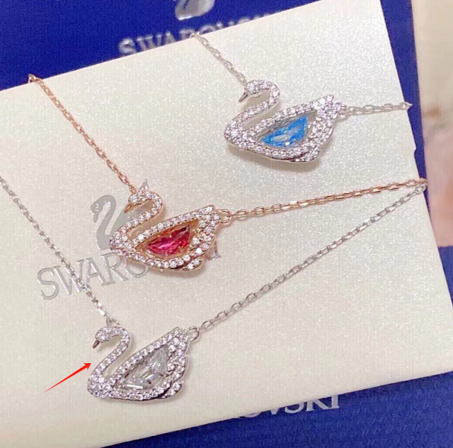 Swarovski Iconic Swan Necklace: seller detail photo 13