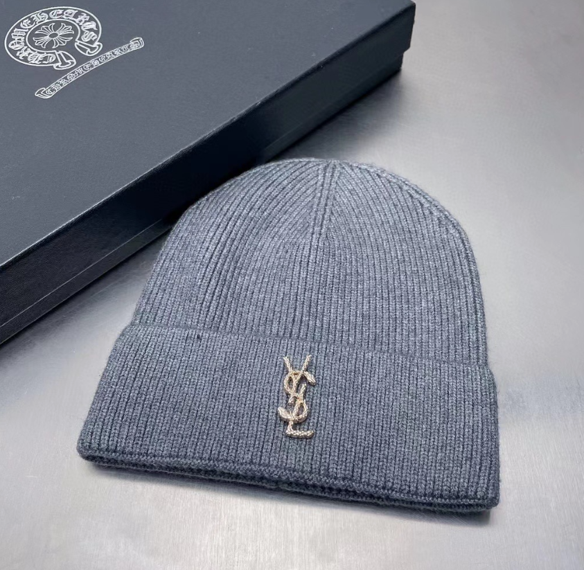 Saint Laurent Monogram Beanie Lavender Knit Hat - 13