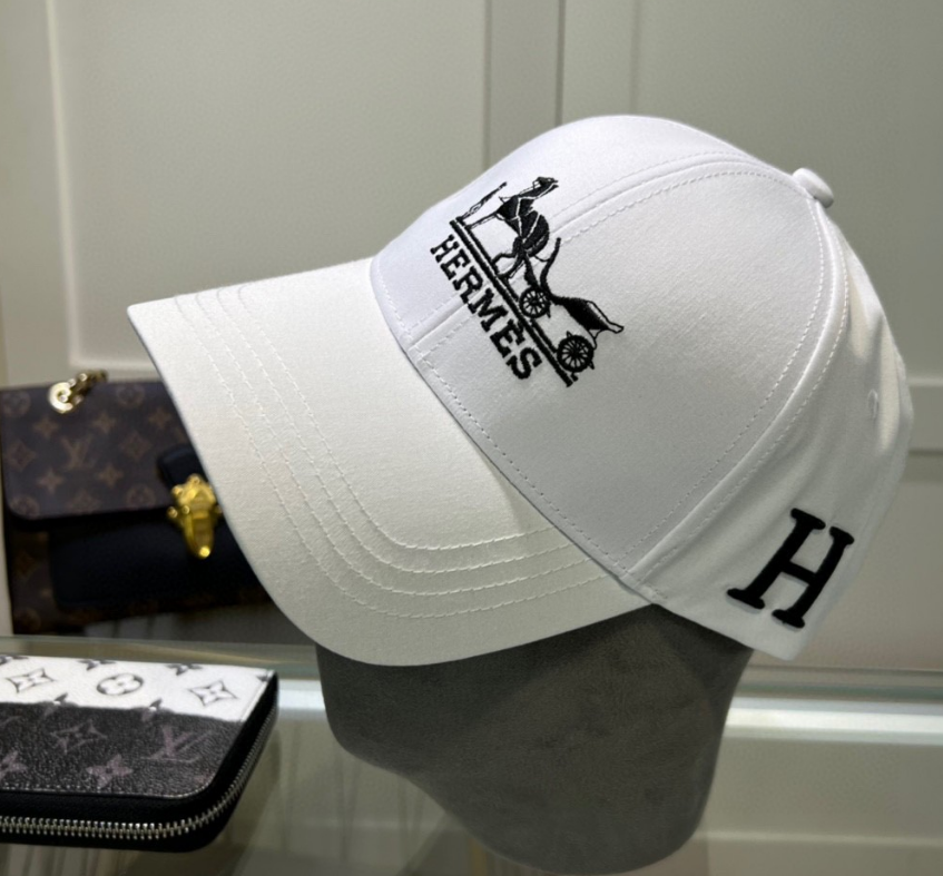 Hermès Logo Embroidered Black Baseball Cap - 7