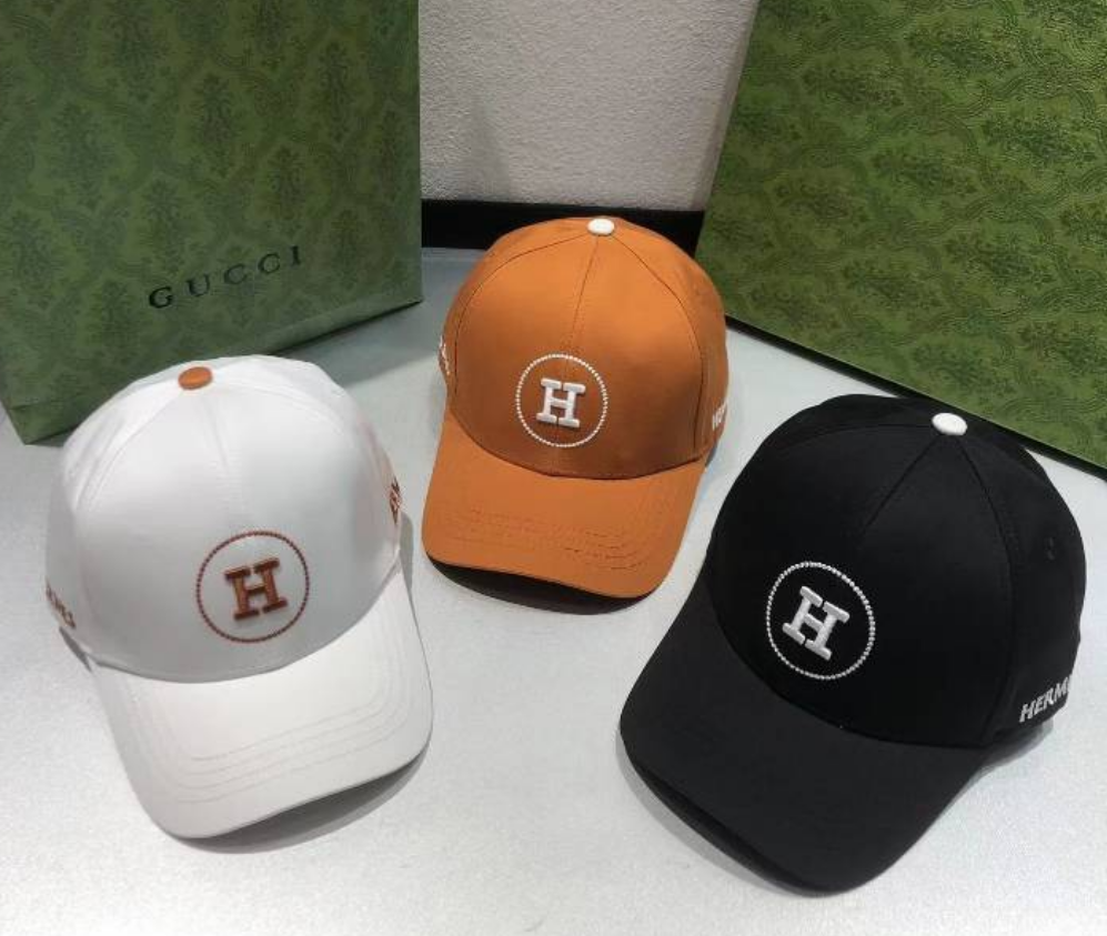 Hermès Logo Embroidered Black Baseball Cap - 6