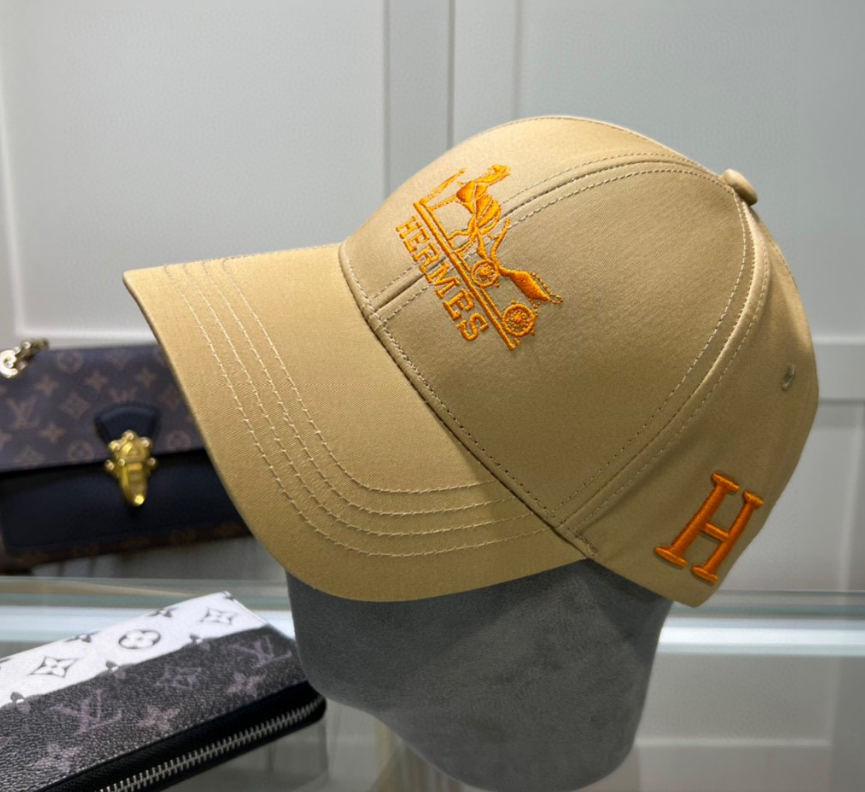 Hermès Logo Embroidered Black Baseball Cap - 8