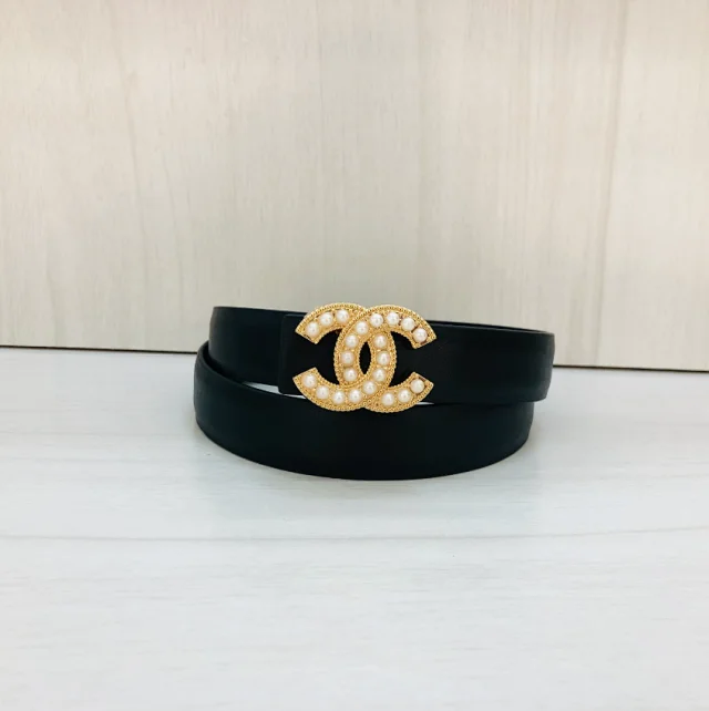Chanel Belts Interlocking CC Buckle Belt product detail image 12