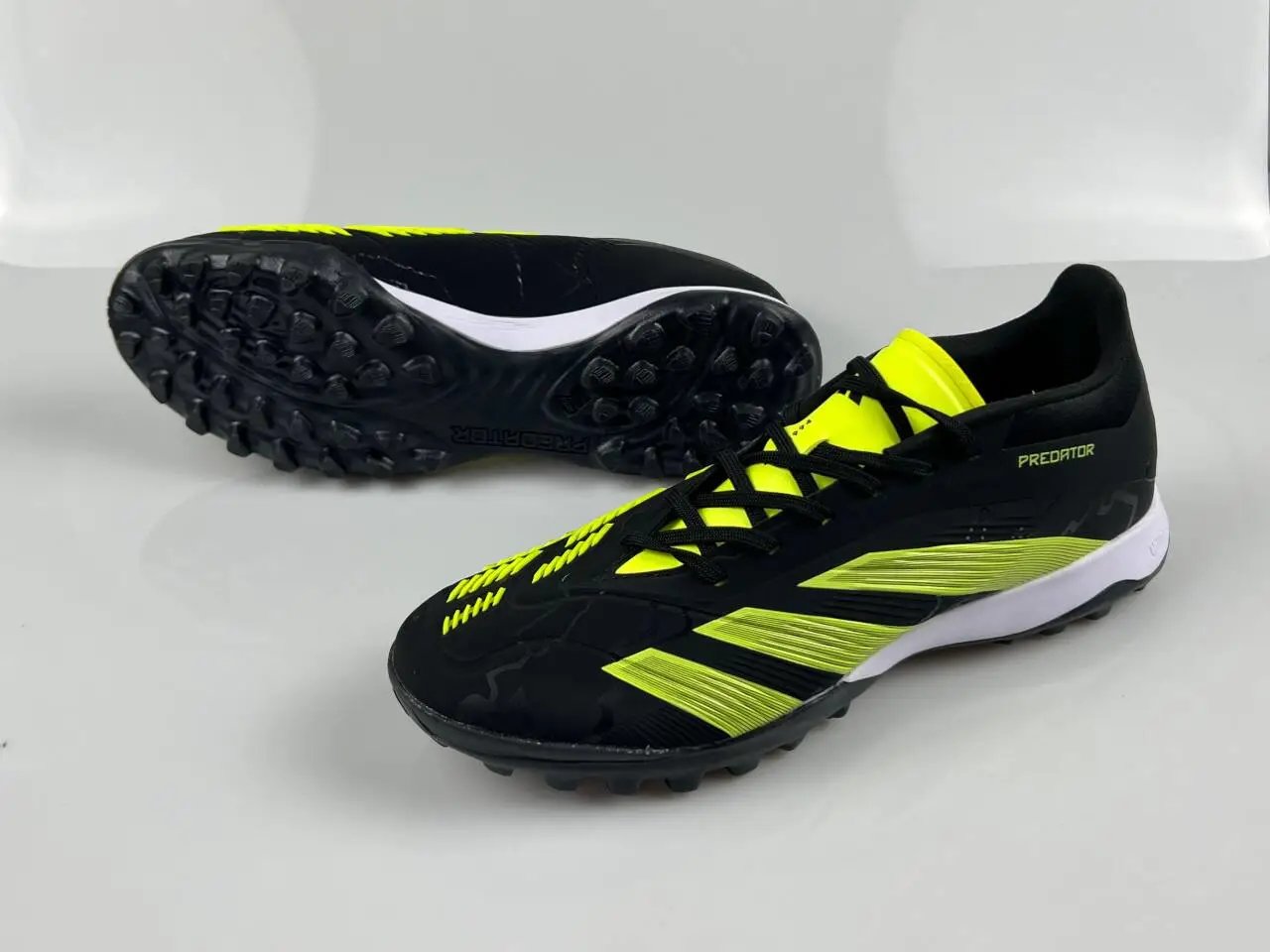 adidas Sneakers Predator Elite Football Shoes — 23