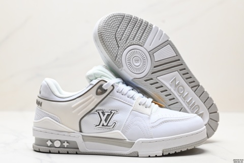 Louis Vuitton Trainer Grey White