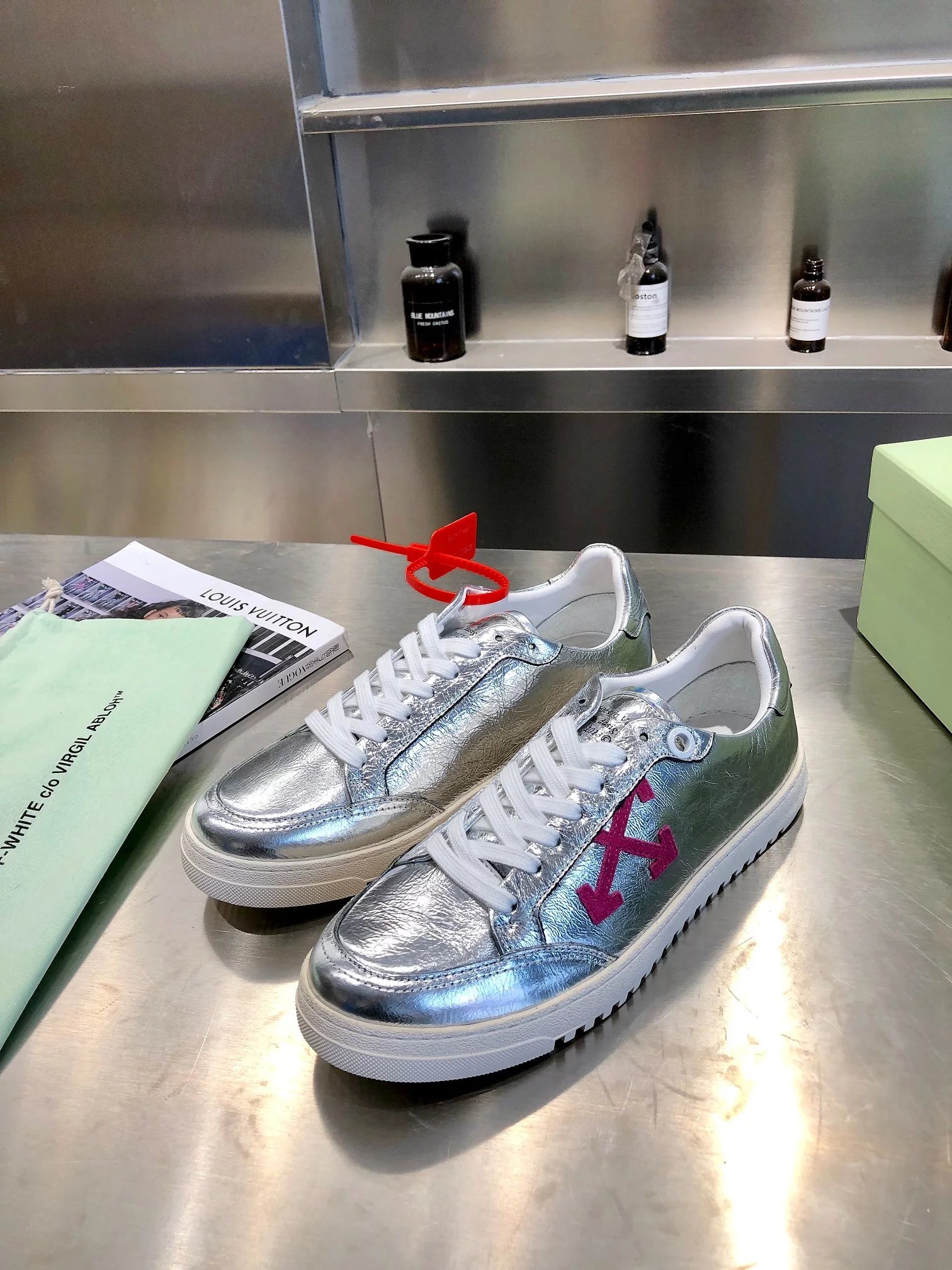 Off-White Diagonal Arrow Low Top White Orange Black Sneakers - 16