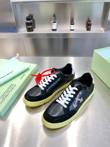 Off-White Diagonal Arrow Low Top White Orange Black Sneakers - 15