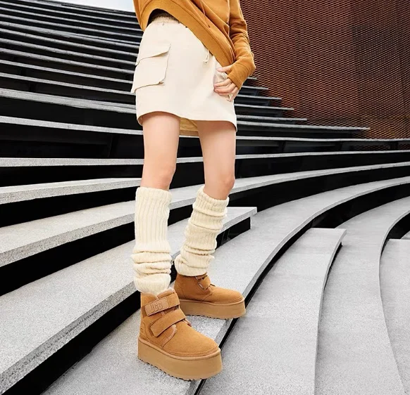 UGG Casual Shoes Fur-Lined Lace-Up Platform Sneakers product detail image 30