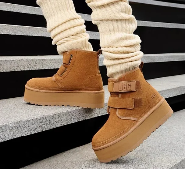 UGG Casual Shoes Fur-Lined Lace-Up Platform Sneakers product detail image 28