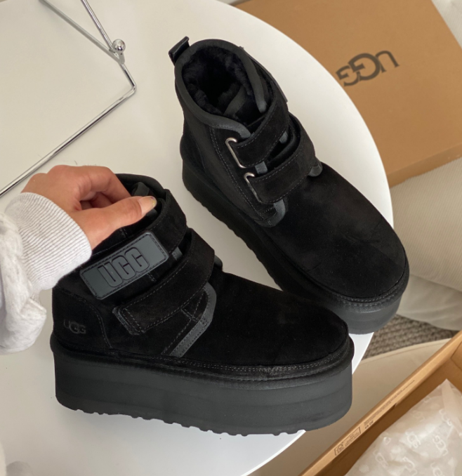 UGG Casual Shoes Fur-Lined Lace-Up Platform Sneakers — 9-2