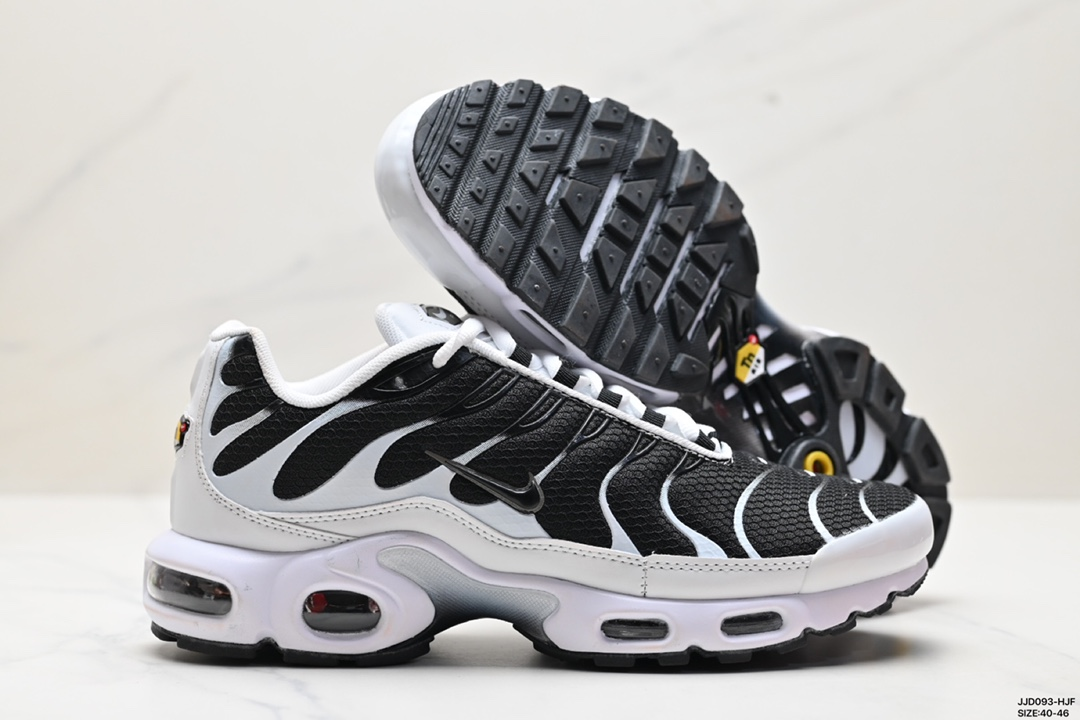 Nike Air Max Plus TN White Black Gold