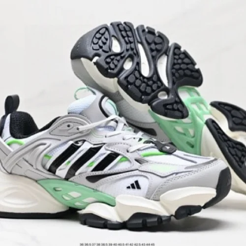Adidas XLG Runner Deluxe
