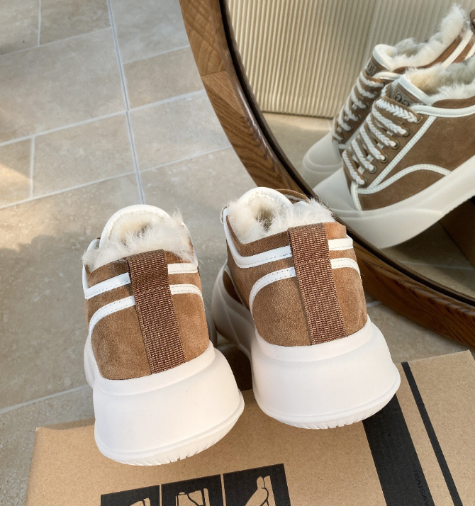 UGG Classic Mini Fluff with Aztec Trim Tan Boots Snow Boots - 6
