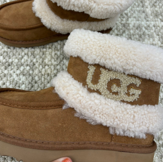 UGG Classic Mini Fluff with Aztec Trim Tan Boots Snow Boots - 17