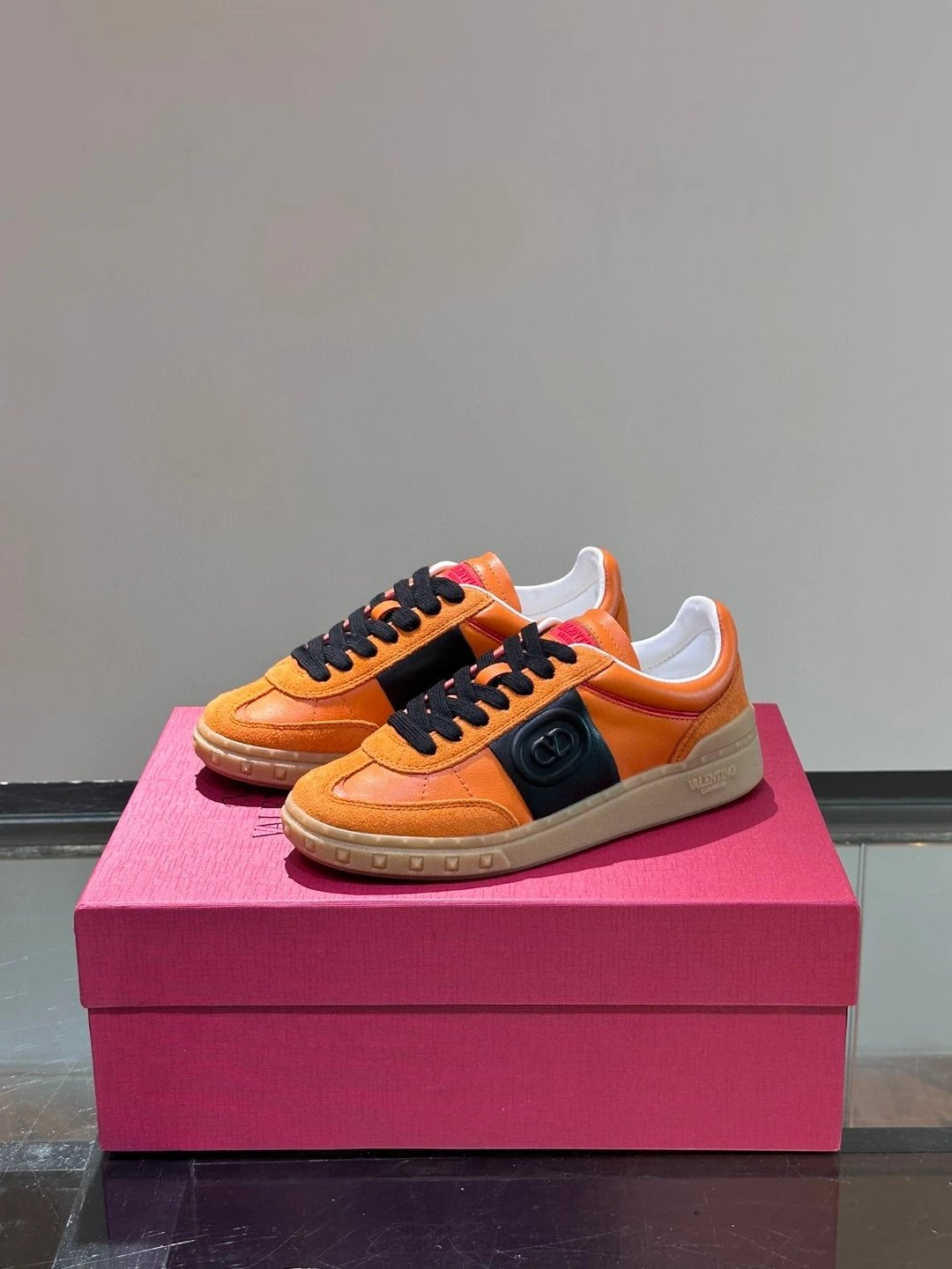 Valentino Garavani Upvillage Sneaker Orange Black